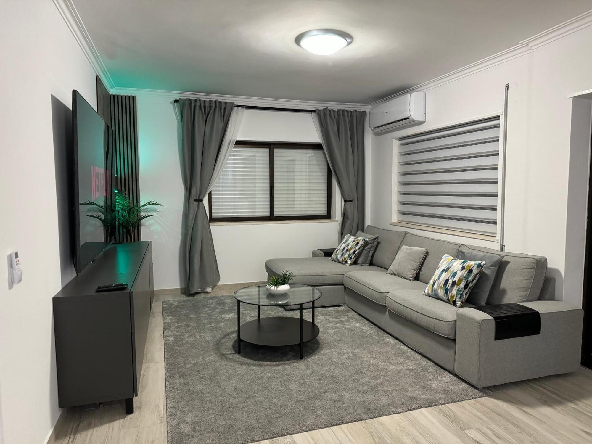 Princess Retreat Beautiful Modern Aprt 2 Min Walk From Quarteira Beach Extérieur photo